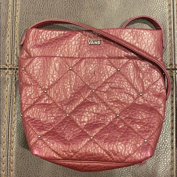 vans burgundy bag